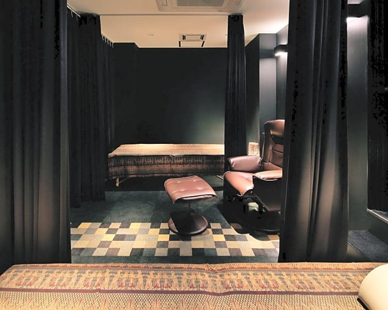 Spa&capsule Grandpark Kitasenju Kapselhotel *